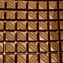 Load image into Gallery viewer, Milk Chocolate Turkish Delight - Pink Lady Premium